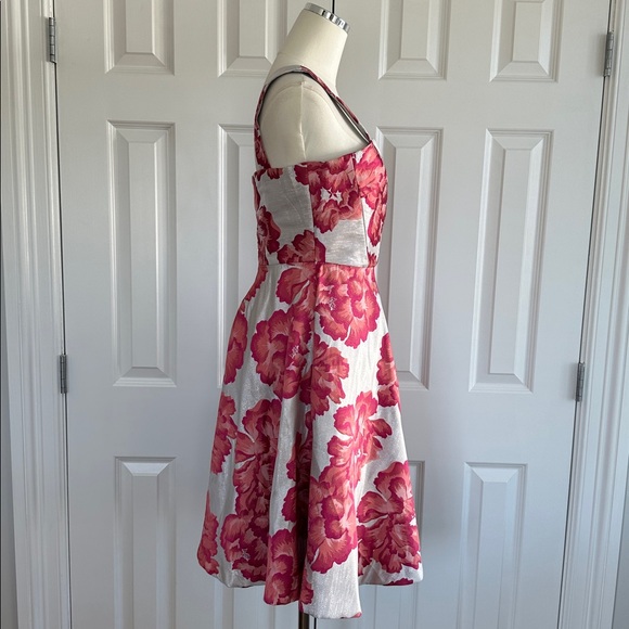Betsy Johnson Pink Silver Floral Jacquard A-Line Wedding Guest Dress Size 2 - Picture 6 of 13